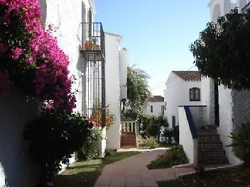 Semesteranläggning (resort) El Capistrano Sur 2*